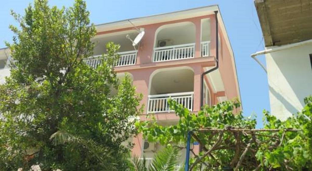 Apartments Rotim Zaostrog Rom bilde